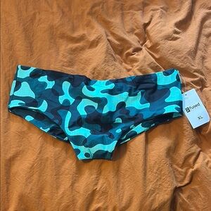 NWT Fused Hawaii Kona bottoms
